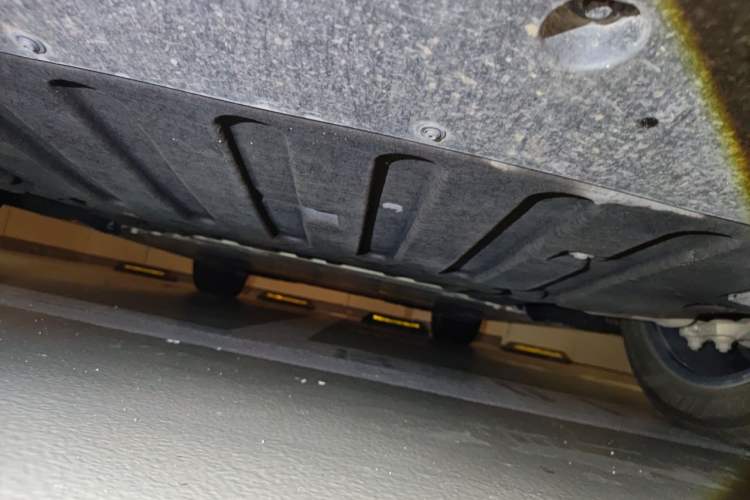 Used Nio ES6 2024 75 kWh Chassis Front