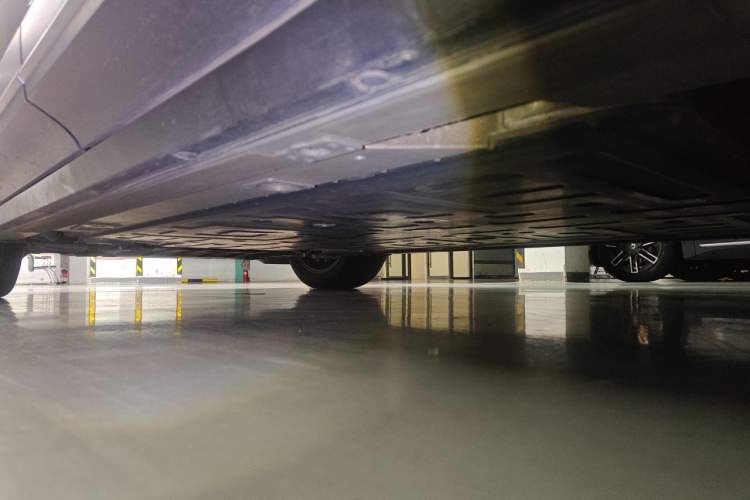 Used Nio ES6 2024 75 kWh Chassis Rear Left