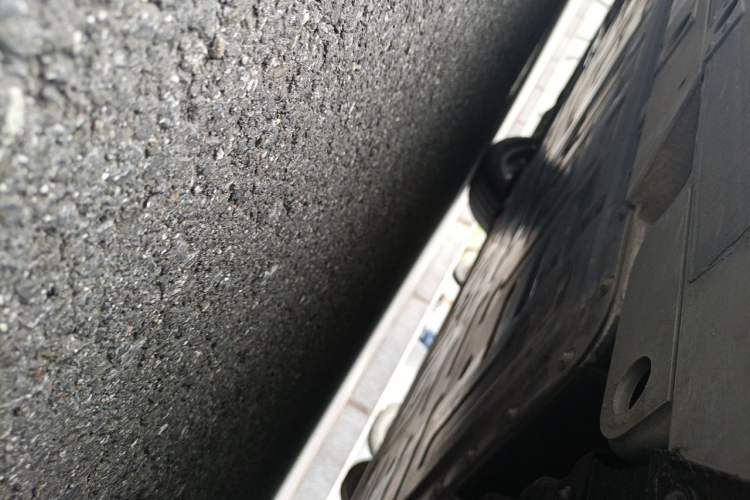 Used Nio ES6 2024 75 kWh Chassis Rear Left