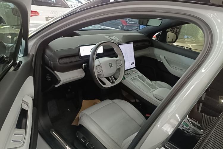 Used Nio ES6 2024 75 kWh Driver Seat