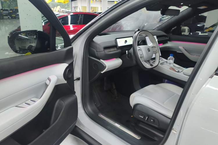 Used Nio ES6 2024 75 kWh Driver Seat