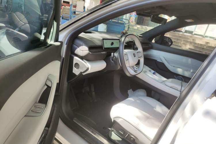 Used Nio ES6 2024 75 kWh Driver Seat