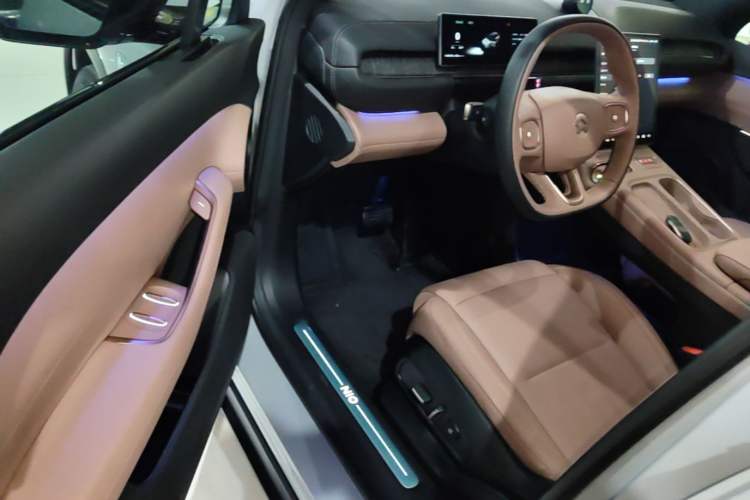 Used Nio ES6 2024 75 kWh Driver Seat