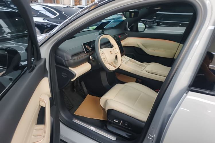 Used Nio ES6 2024 75 kWh Driver Seat