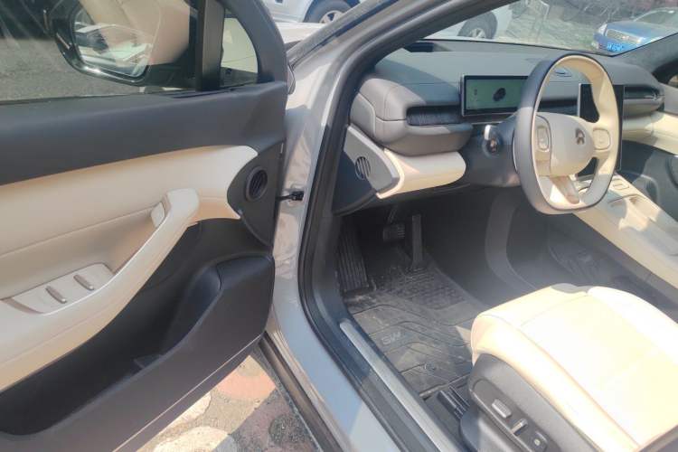 Used Nio ES6 2024 75 kWh Driver Seat