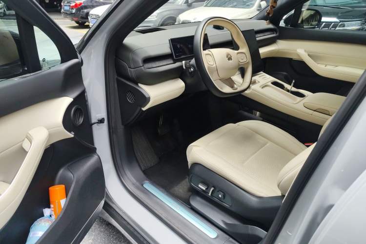 Used Nio ES6 2024 75 kWh Driver Seat