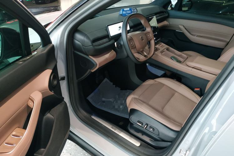 Used Nio ES6 2024 75 kWh Driver Seat