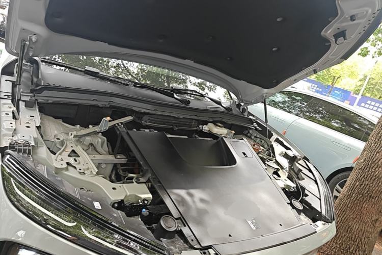 Used Nio ES6 2024 75 kWh Engine Bay