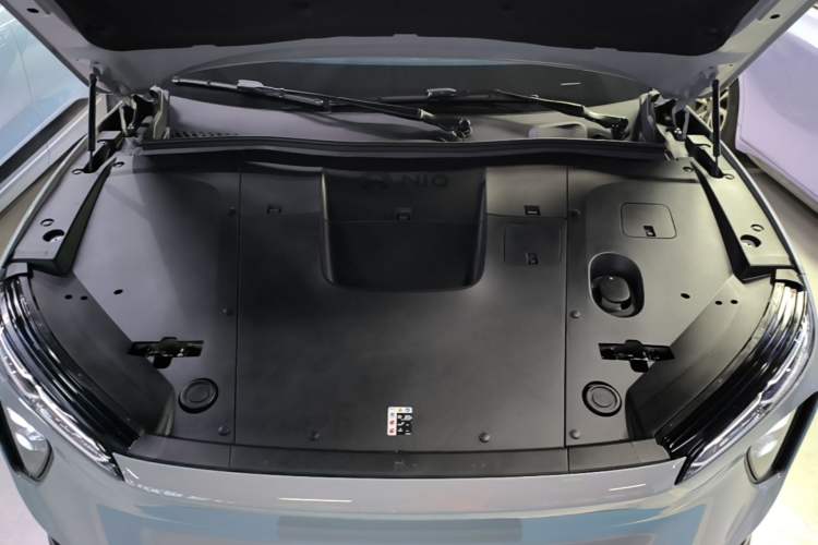 Used Nio ES6 2024 75 kWh Engine Bay