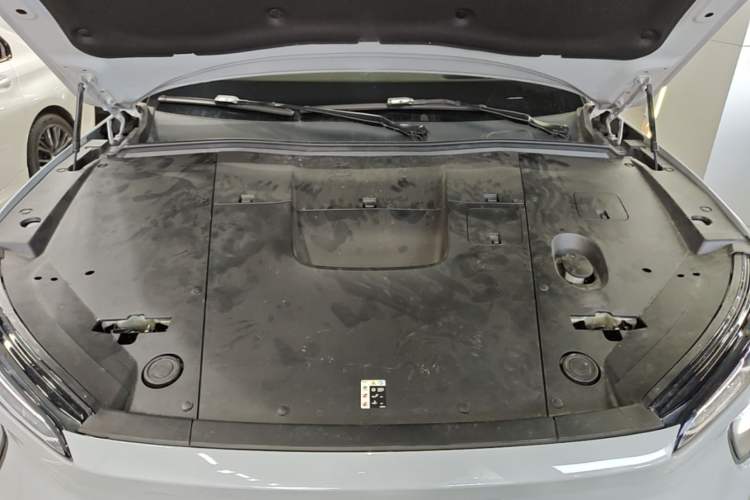 Used Nio ES6 2024 75 kWh Engine Bay