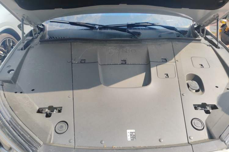 Used Nio ES6 2024 75 kWh Engine Bay