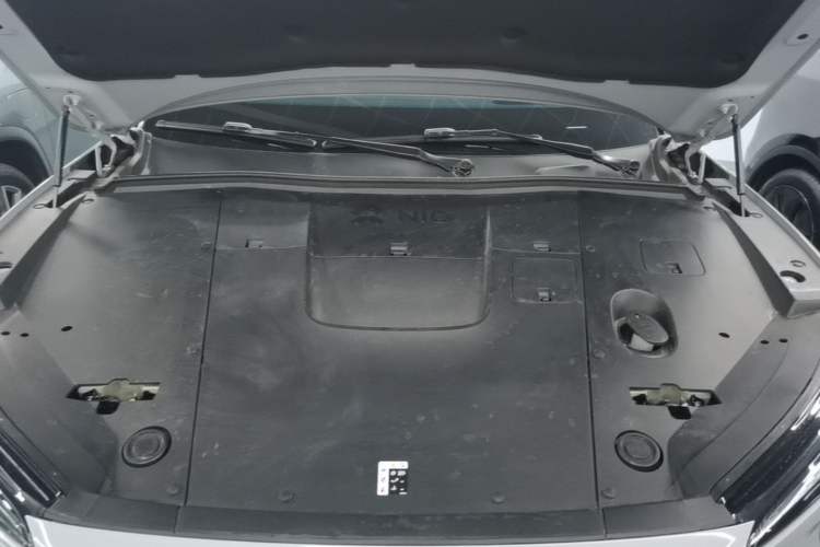 Used Nio ES6 2024 75 kWh Engine Bay