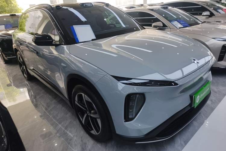 Used Nio ES6 2024 75 kWh Exterior 1