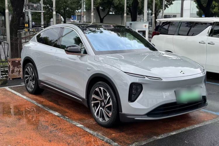 Used Nio ES6 2024 75 kWh Exterior 2