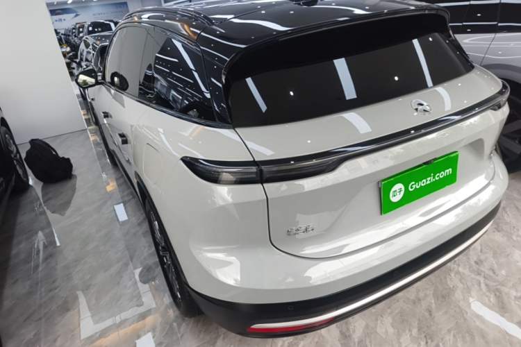 Used Nio ES6 2024 75 kWh Exterior 2