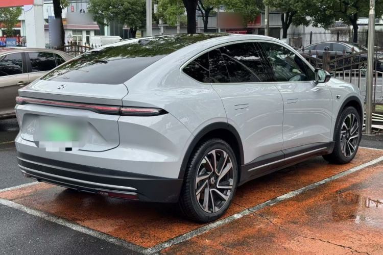 Used Nio ES6 2024 75 kWh Exterior 4