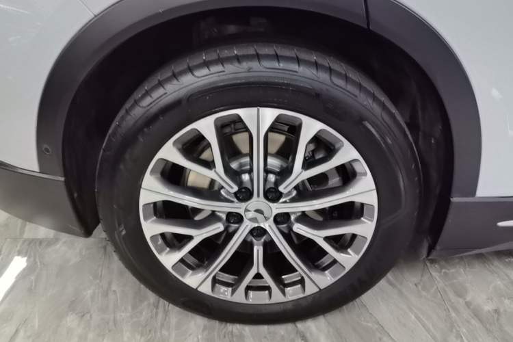 Used Nio ES6 2024 75 kWh Exterior 5