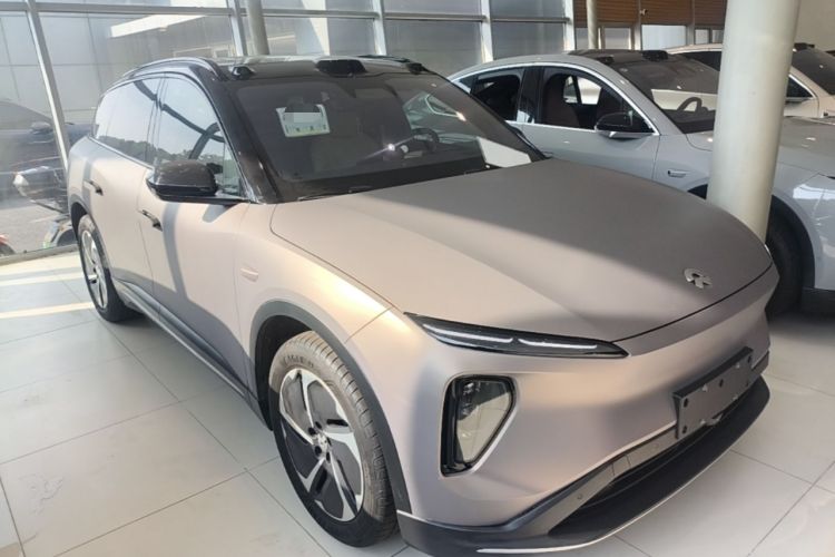 Used Nio ES6 2024 75 kWh Front Right 45 Deg