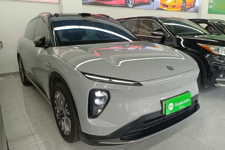 Used Nio ES6 2024 75 kWh Front Right 45 Deg