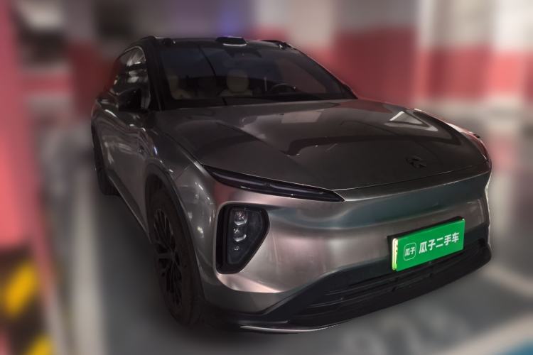 Used Nio ES6 2024 75 kWh Front Right 45 Deg