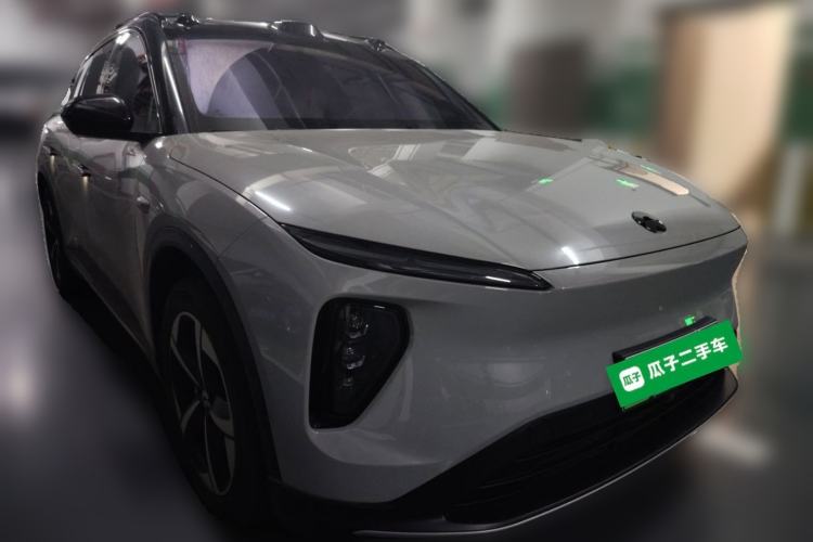 Used Nio ES6 2024 75 kWh Front Right 45 Deg
