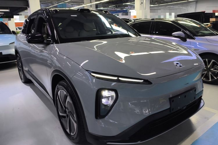 Used Nio ES6 2024 75 kWh Front Right 45 Deg