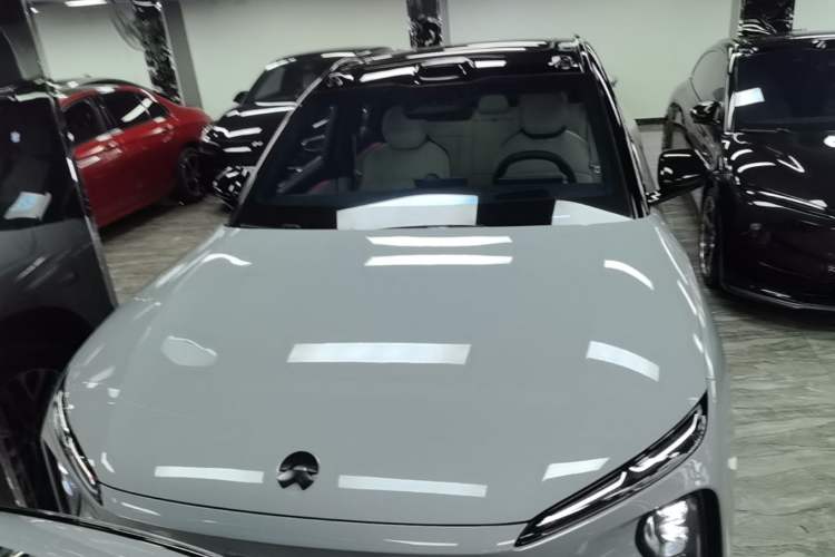 Used Nio ES6 2024 75 kWh Front
