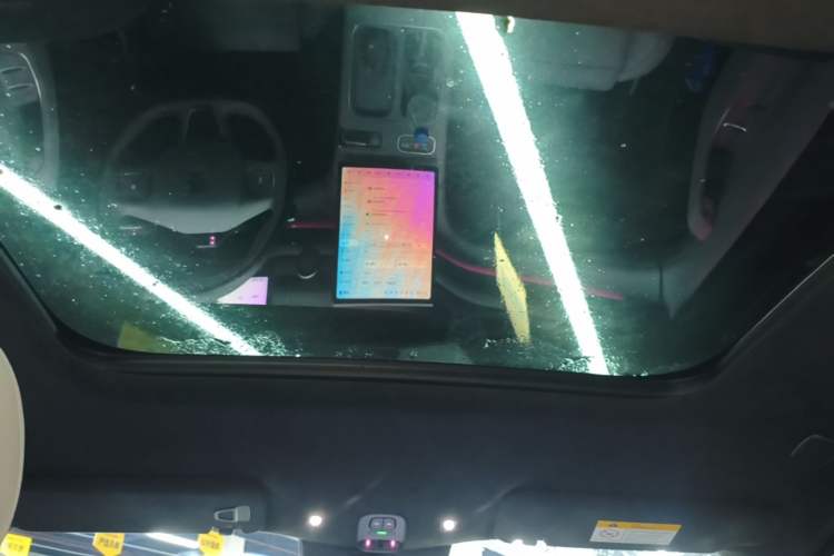 Used Nio ES6 2024 75 kWh Headliner