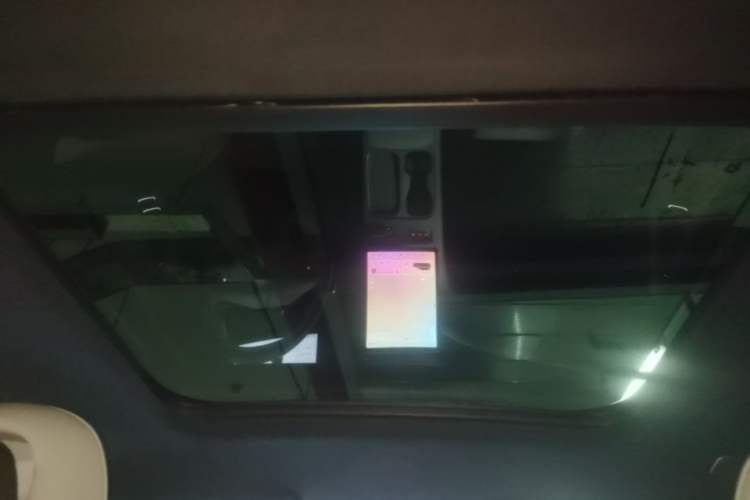 Used Nio ES6 2024 75 kWh Headliner