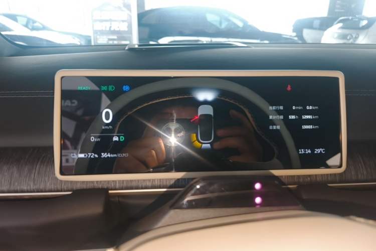 Used Nio ES6 2024 75 kWh Instrument Cluster