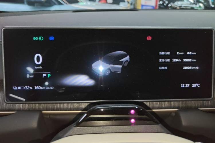Used Nio ES6 2024 75 kWh Instrument Cluster