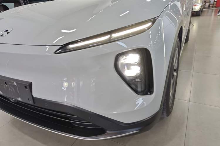 Used Nio ES6 2024 75 kWh Left Front Headlight