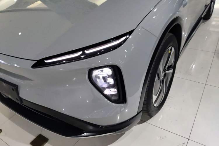 Used Nio ES6 2024 75 kWh Left Front Headlight