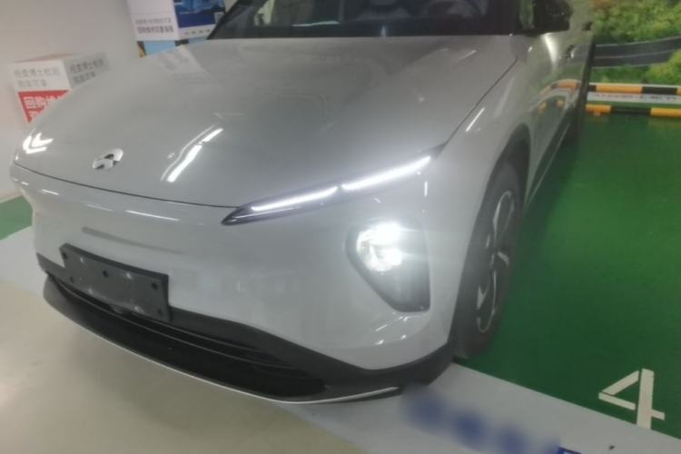 Used Nio ES6 2024 75 kWh Left Front Headlight