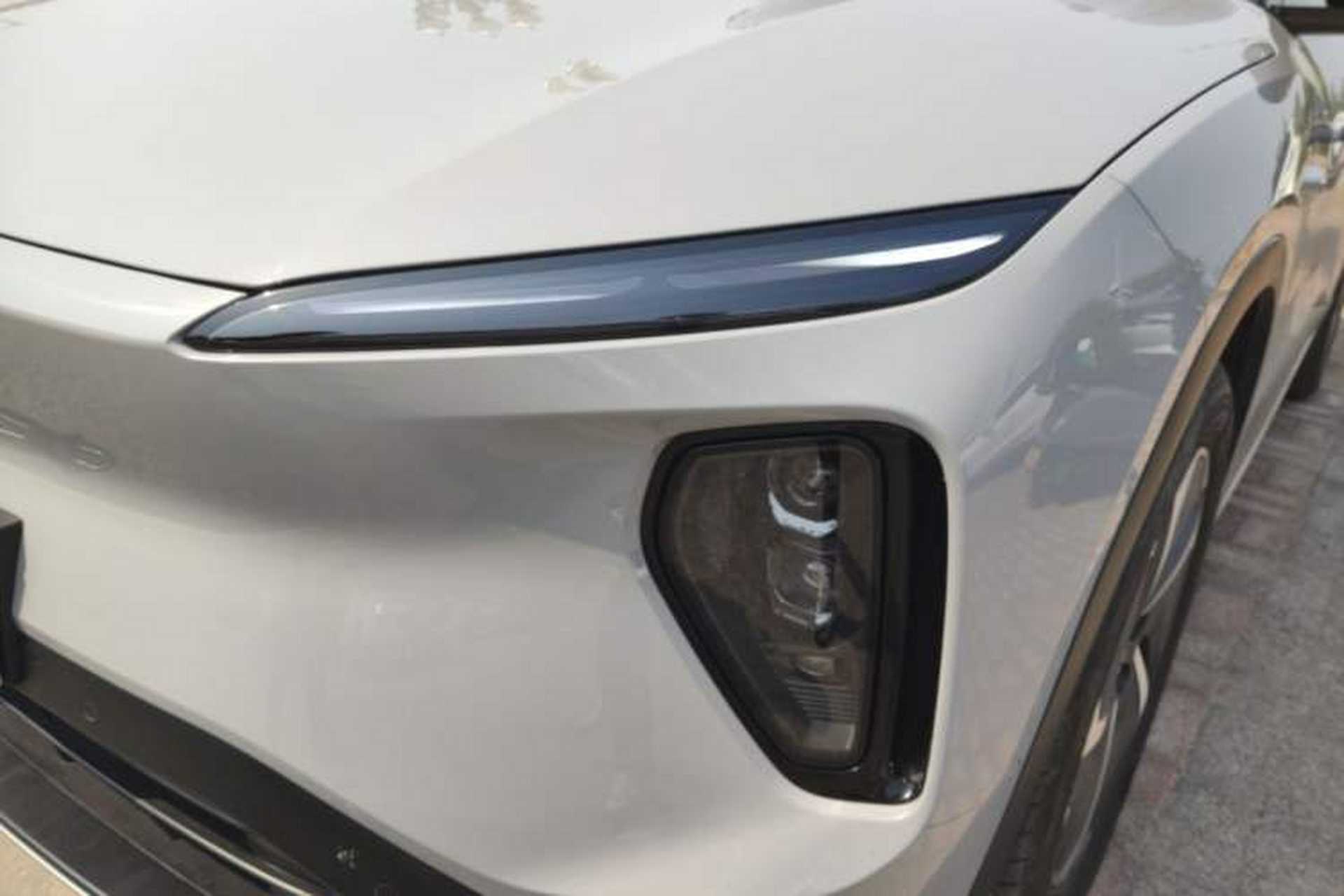 Used Nio ES6 2024 75 kWh Left Front Headlight