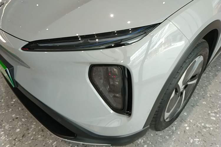 Used Nio ES6 2024 75 kWh Left Front Headlight