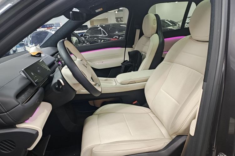 Used Nio ES6 2024 75 kWh Left Front Seat