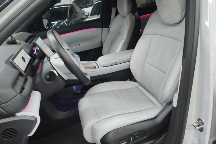 Used Nio ES6 2024 75 kWh Left Front Seat