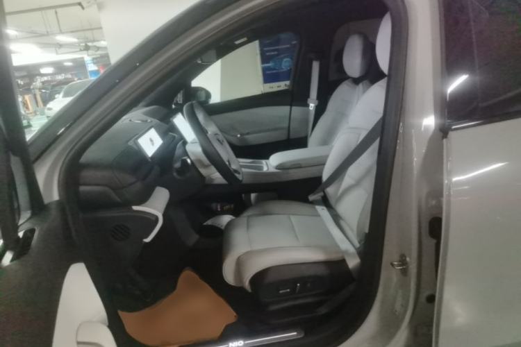Used Nio ES6 2024 75 kWh Left Front Seat