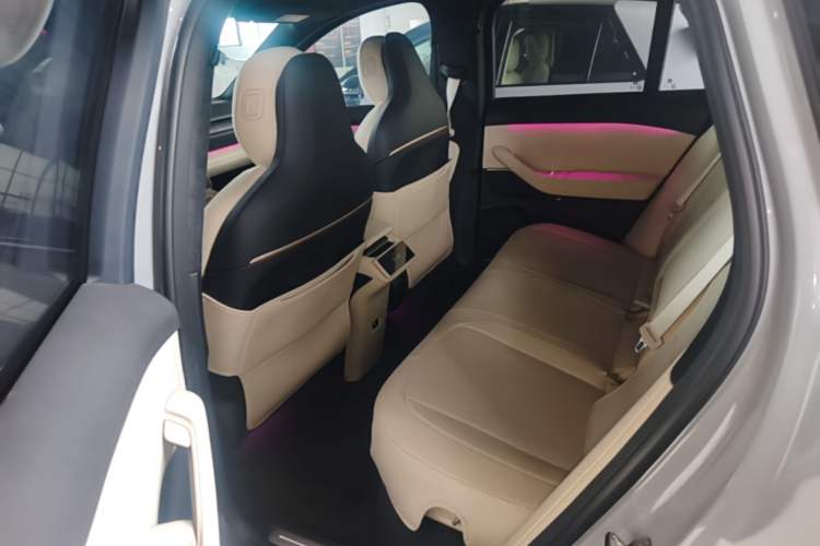 Used Nio ES6 2024 75 kWh Left Rear Seat