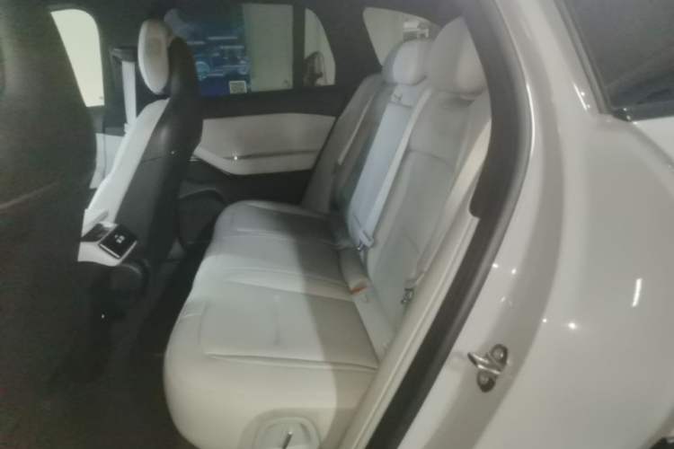 Used Nio ES6 2024 75 kWh Left Rear Seat