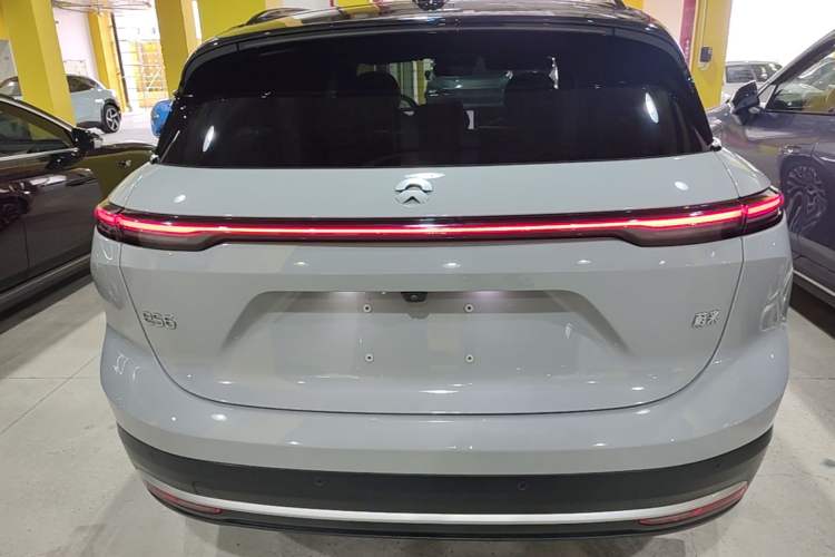 Used Nio ES6 2024 75 kWh Rear