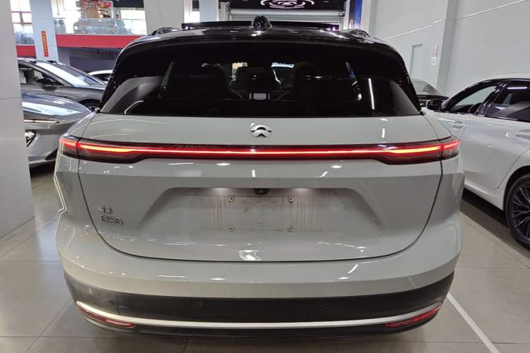 Used Nio ES6 2024 75 kWh Rear