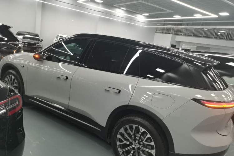 Used Nio ES6 2024 75 kWh Rear Left 45 Deg