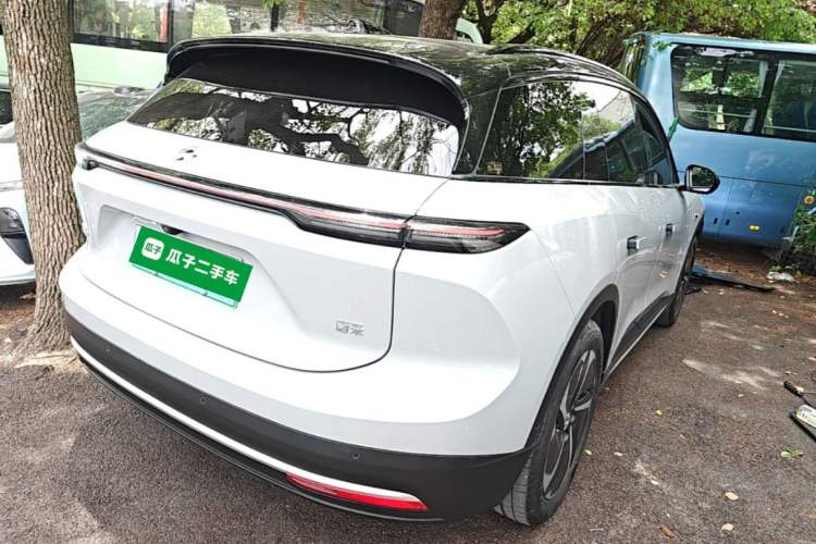 Used Nio ES6 2024 75 kWh Rear Right 45 Deg