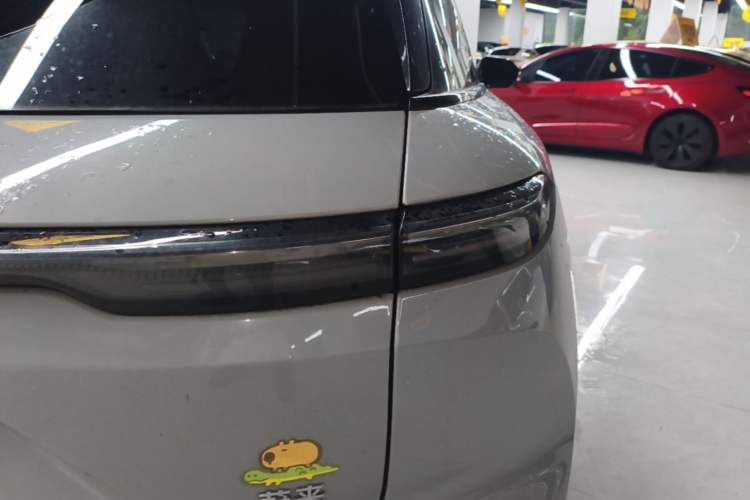 Used Nio ES6 2024 75 kWh Right Rear Taillight