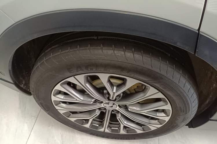 Used Nio ES6 2024 75 kWh Right Rear Wheel Hub