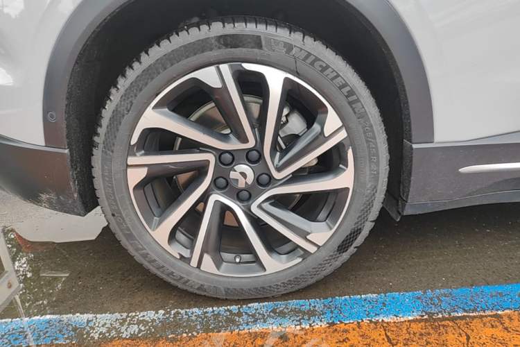 Used Nio ES6 2024 75 kWh Right Rear Wheel Hub