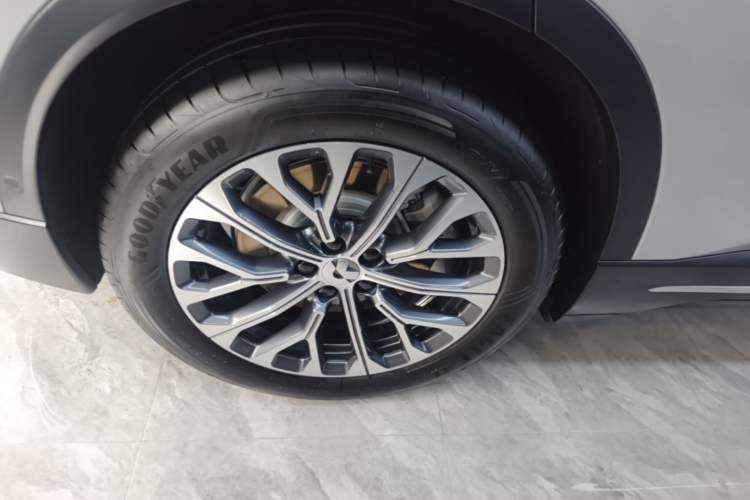 Used Nio ES6 2024 75 kWh Right Rear Wheel Hub