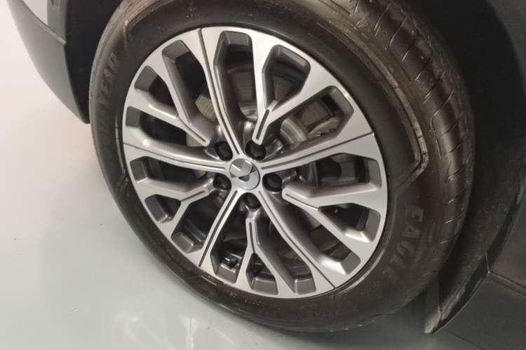 Used Nio ES6 2024 75 kWh Right Rear Wheel Hub